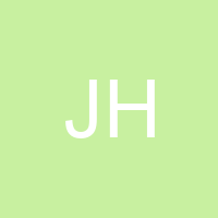 Julia Hardy